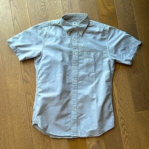 Uniqlo Men's Slim Fit Casual Gray Shirt